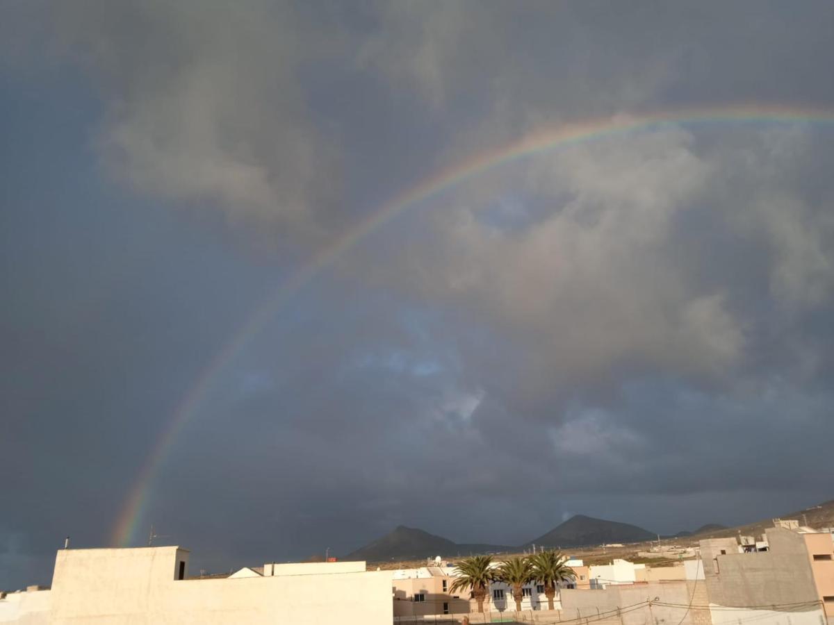 B Ensuite Appartment Con Zona De Patio Arrecife  Exterior photo