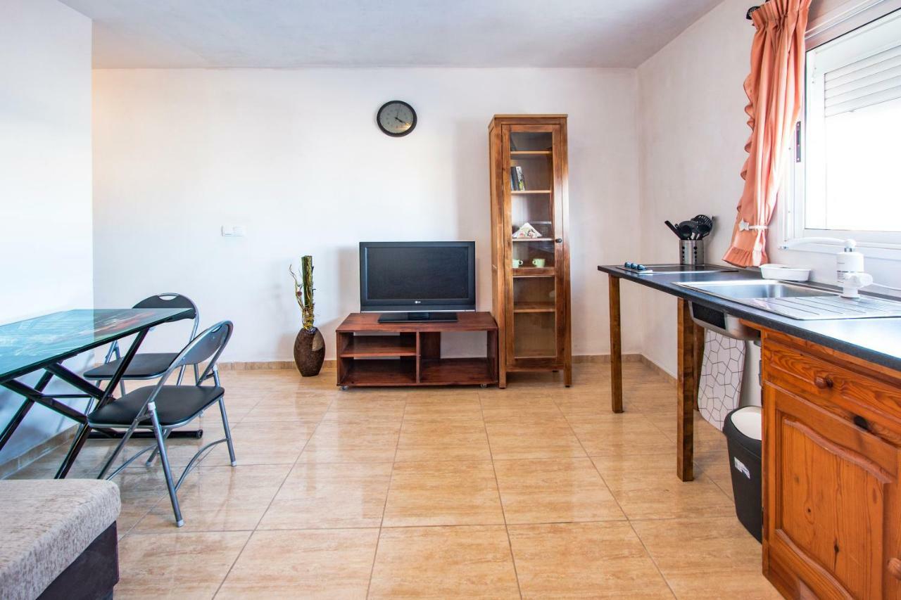 B Ensuite Appartment Con Zona De Patio Arrecife  Exterior photo